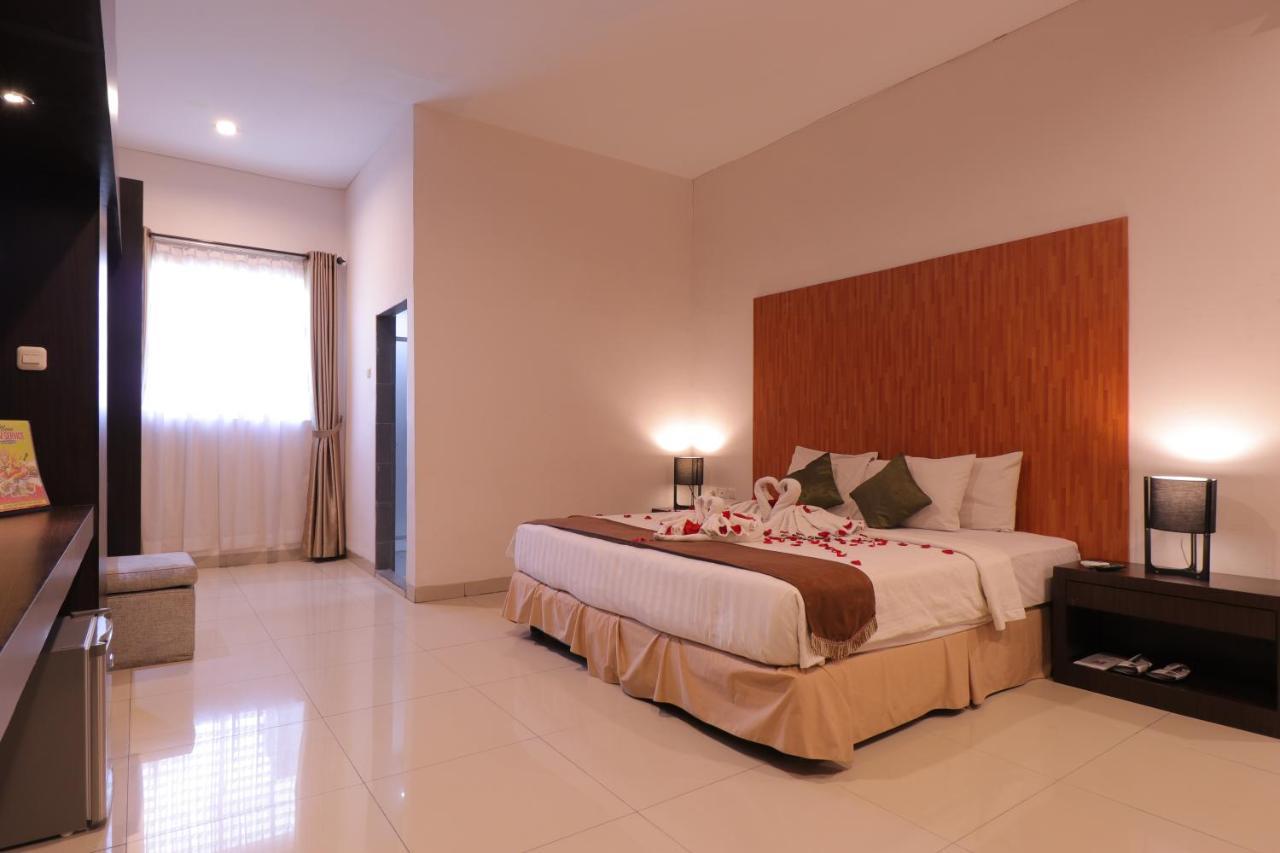 Saka Hotel Medan Sunggal Eksteriør bilde
