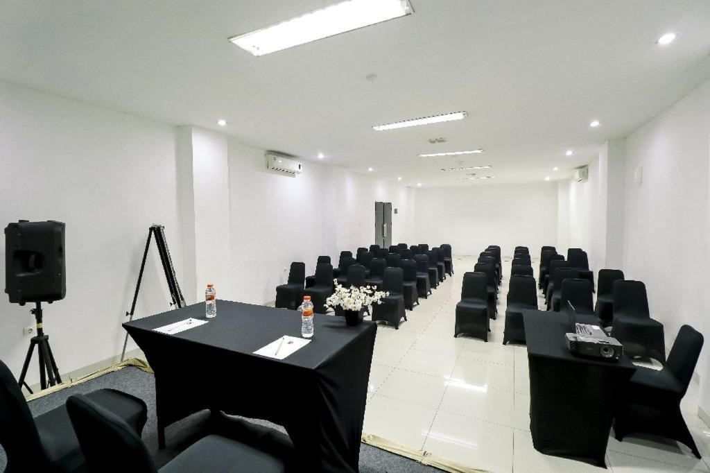 Saka Hotel Medan Sunggal Eksteriør bilde