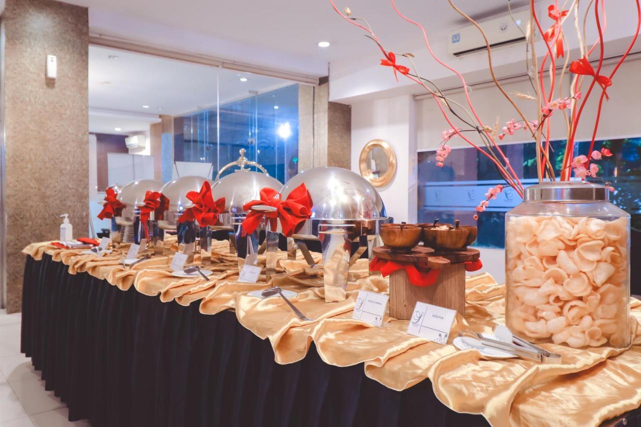 Saka Hotel Medan Sunggal Eksteriør bilde